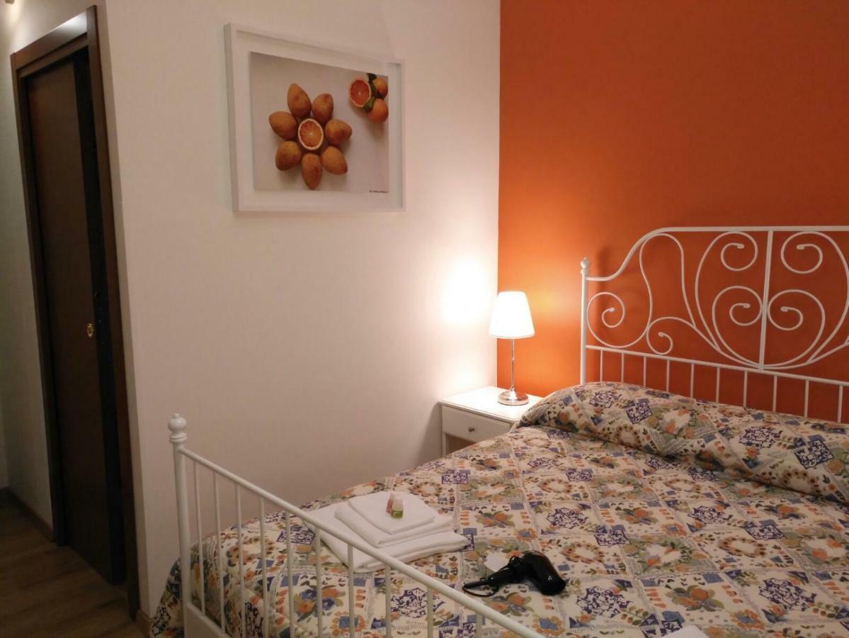 Tosca B&B Catane Extérieur photo